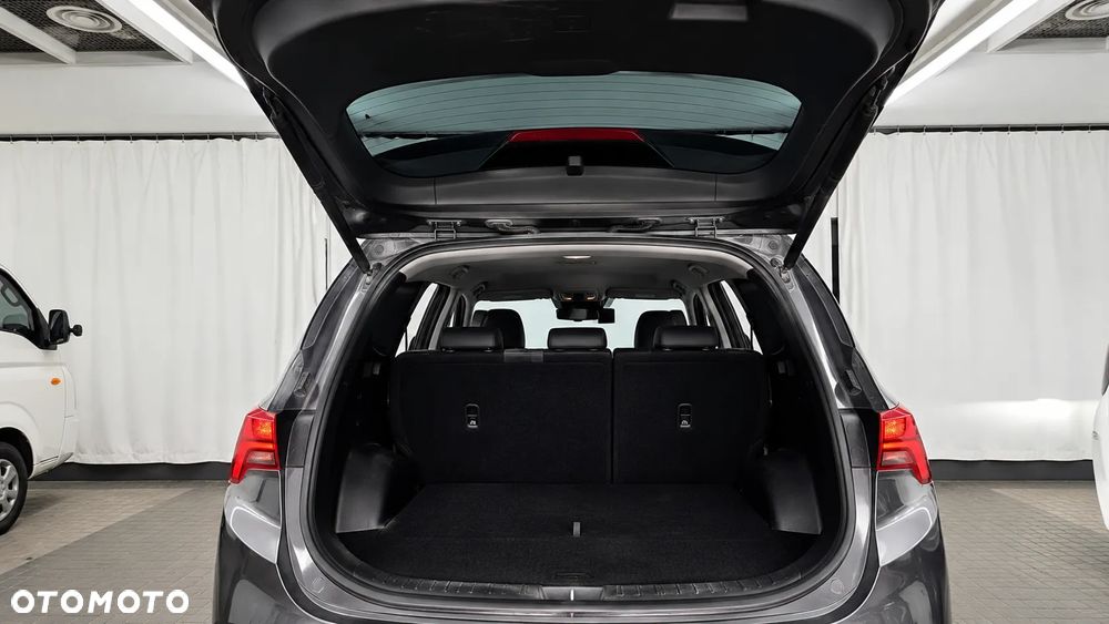 Hyundai Santa Fe - 5