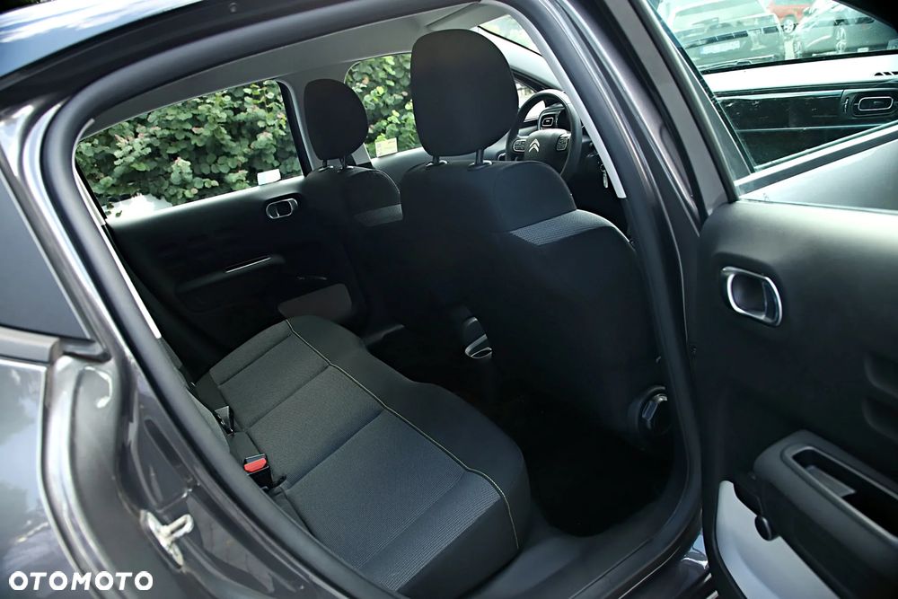 Citroën C3 1.2 PureTech Shine EAT6 - 24