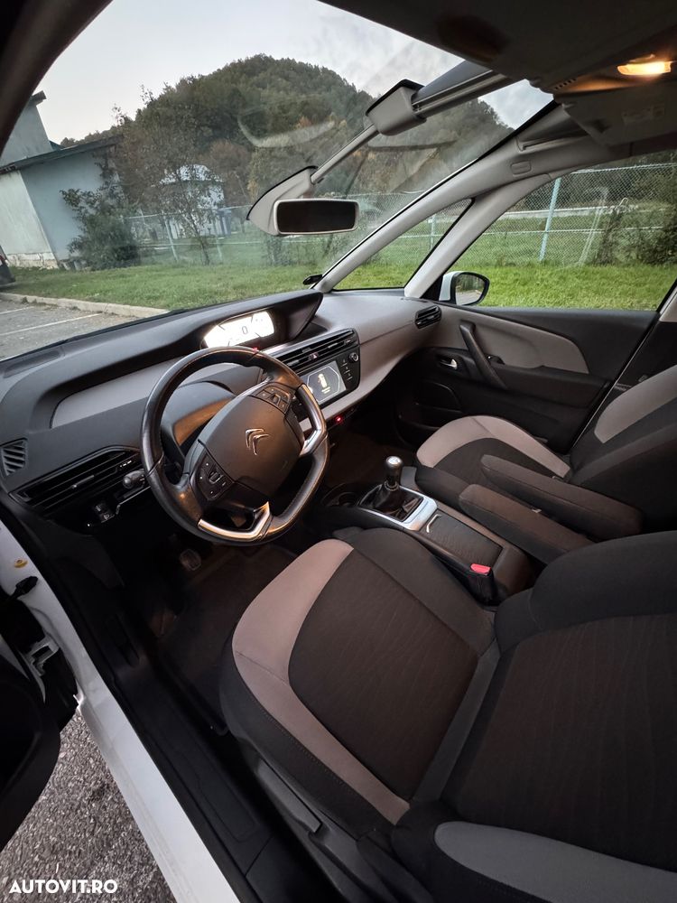 Citroën C4 Picasso PureTech 130 Stop&Start Attraction - 10