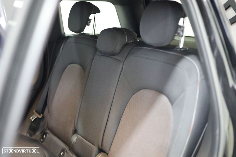 MINI Countryman One D - 22