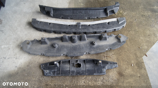 KIEROWNICA POWIETRZA TOYOTA C-HR 16-23 16592-F2070 , 52611-f4080 osłona pod zderzak