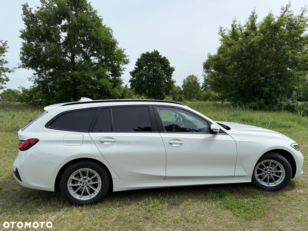 BMW Seria 3 318d - 5