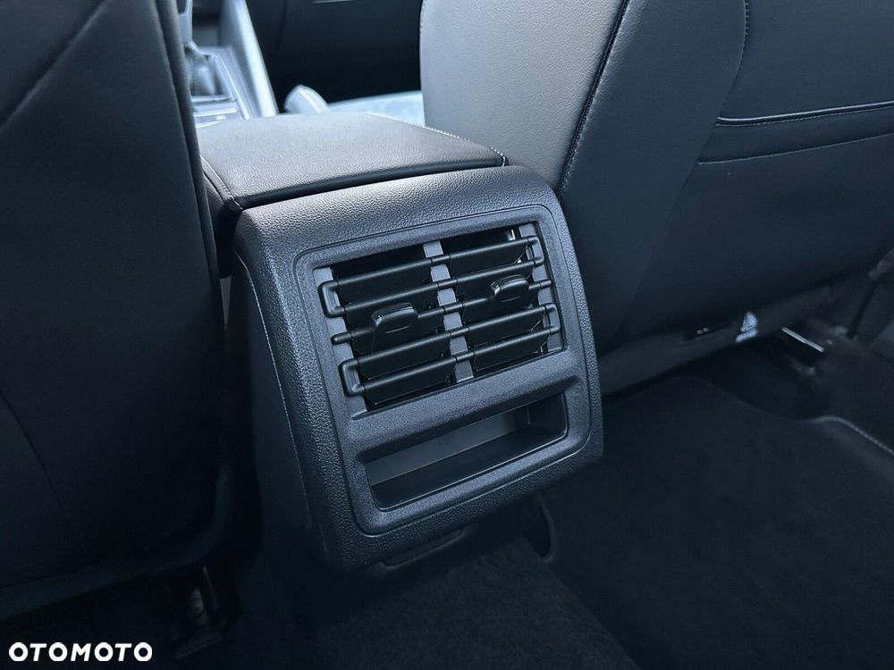 Volkswagen Golf Variant 2.0 TDI Life Plus - 28