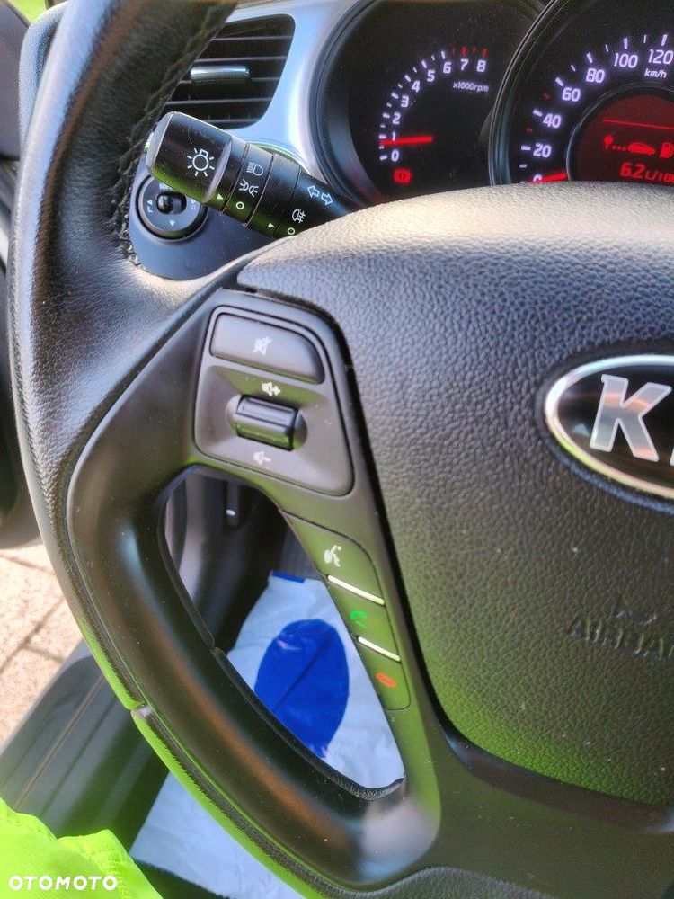 Kia Ceed 1.4 Smart Plus - 30