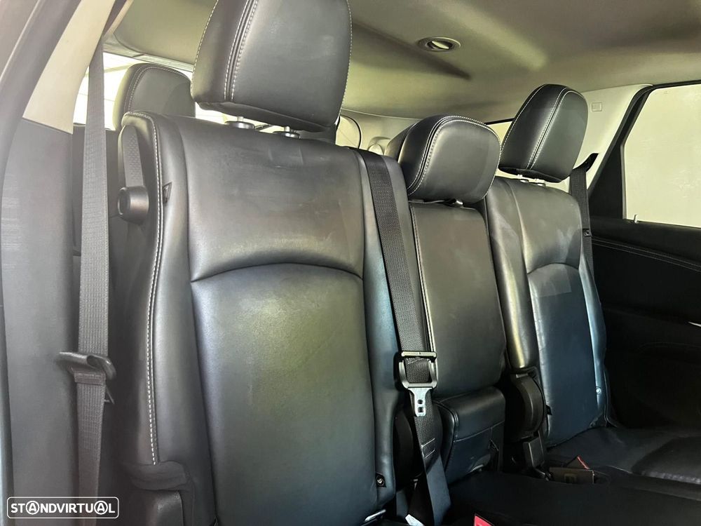 Fiat Freemont 2.0 M-Jet Urban - 19
