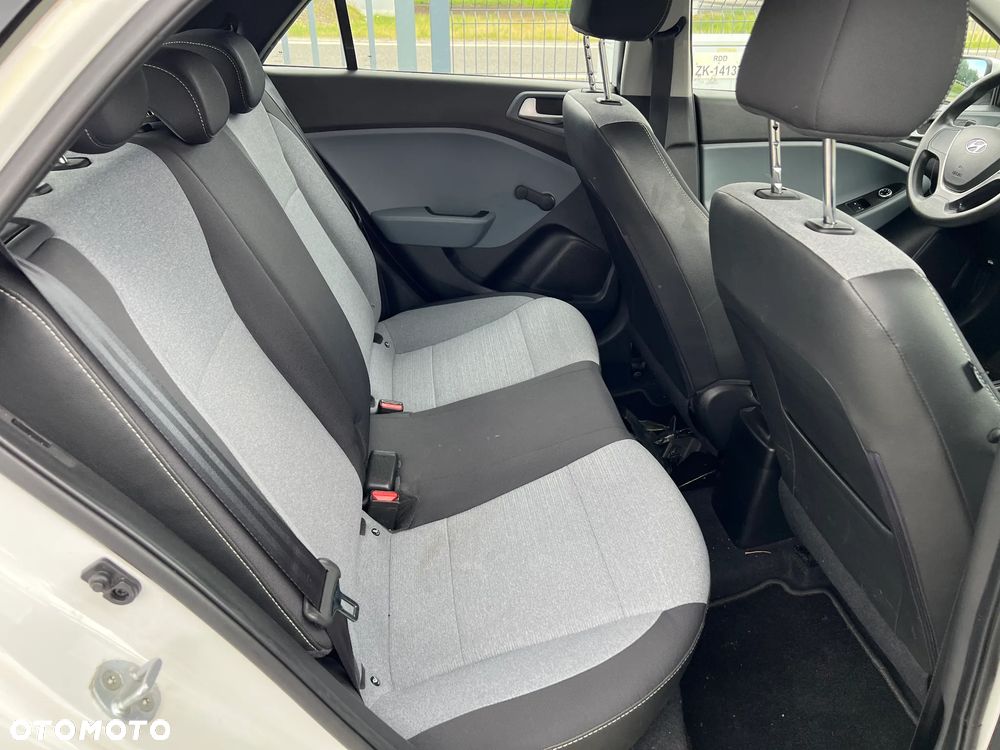 Hyundai i20 - 9