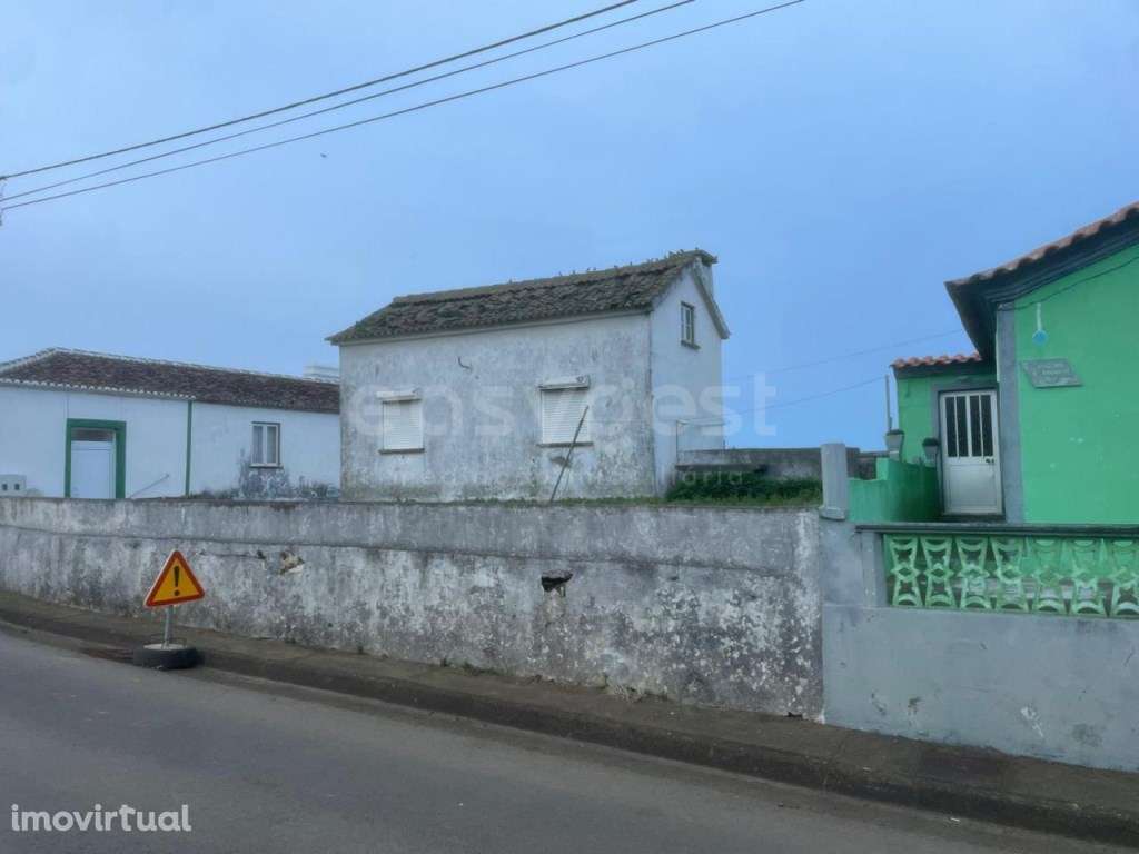 Moradia para Recuperação com Potencial de Investimento - Vila Nova - Grande imagem: 3/33