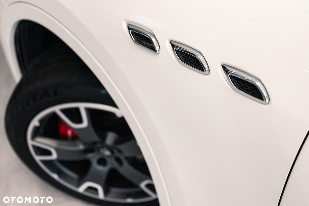 Maserati Levante - 40