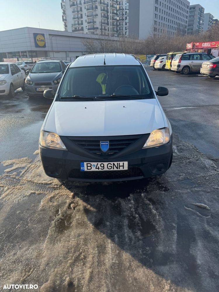 Dacia Logan - 1
