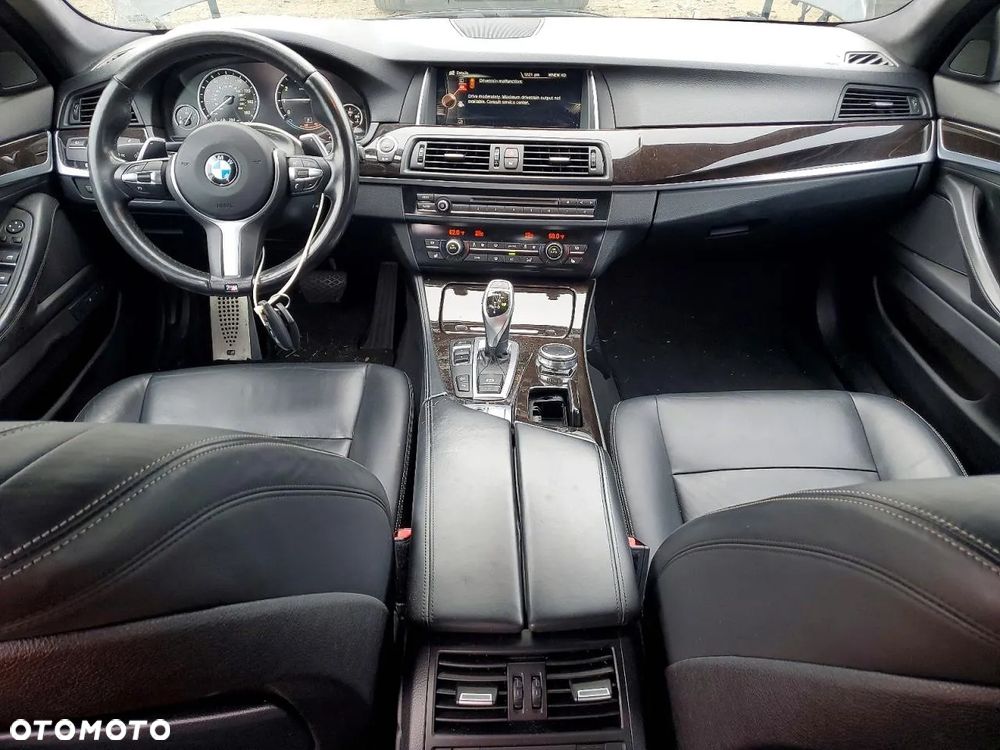 BMW Seria 5 528i xDrive Sport-Aut - 7