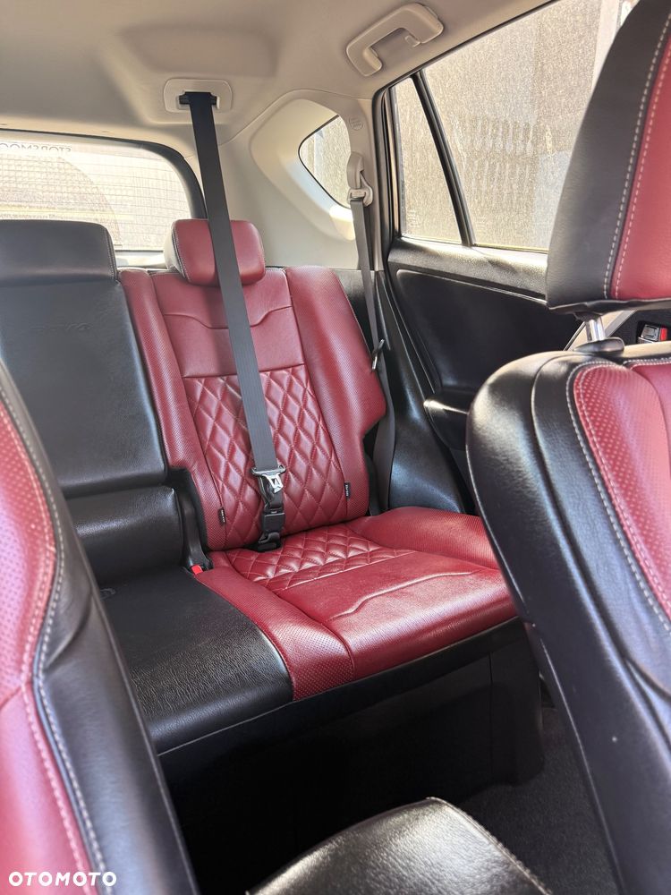 Toyota RAV4 - 15