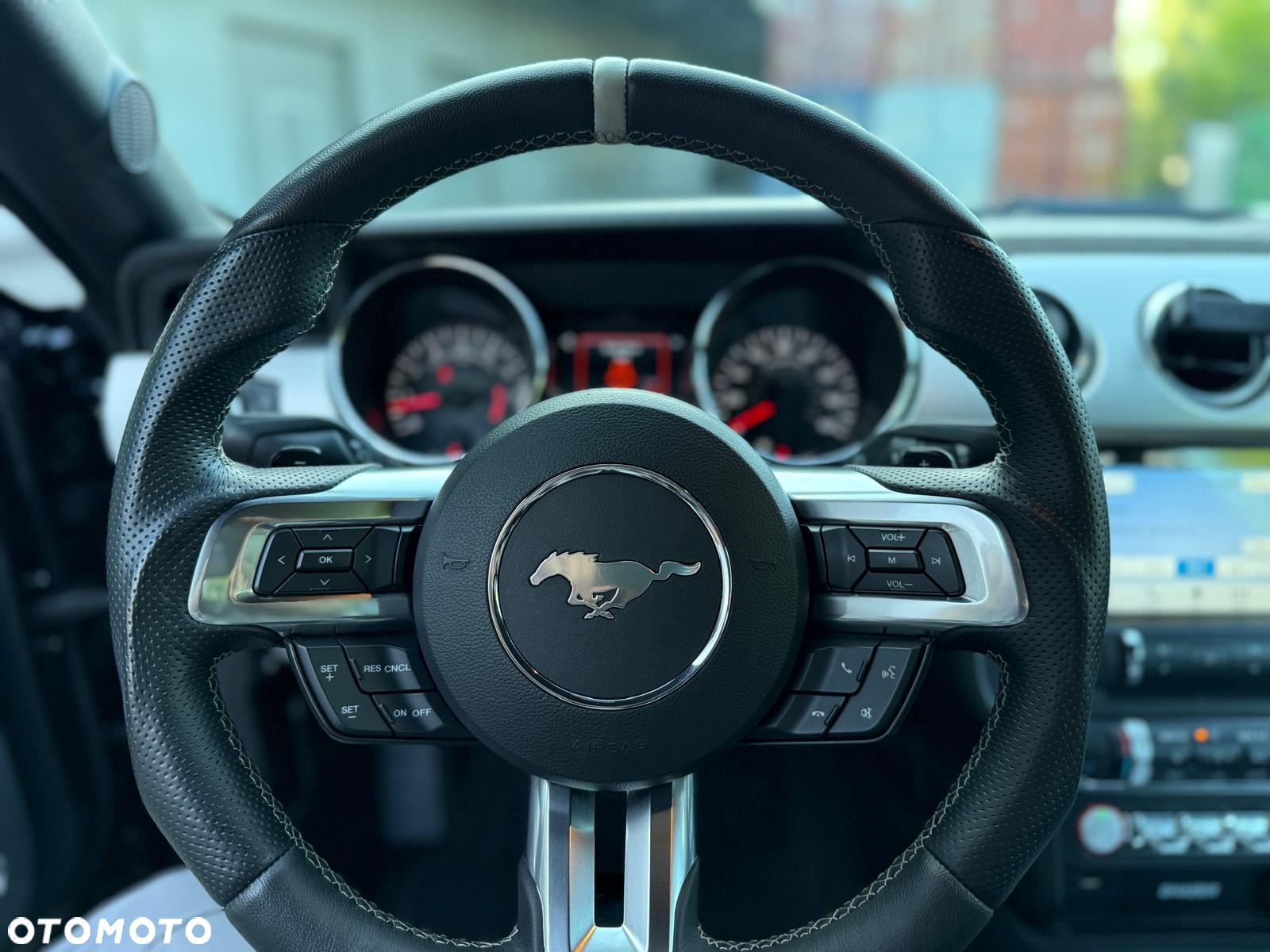 Ford Mustang 5.0 V8 GT - 18