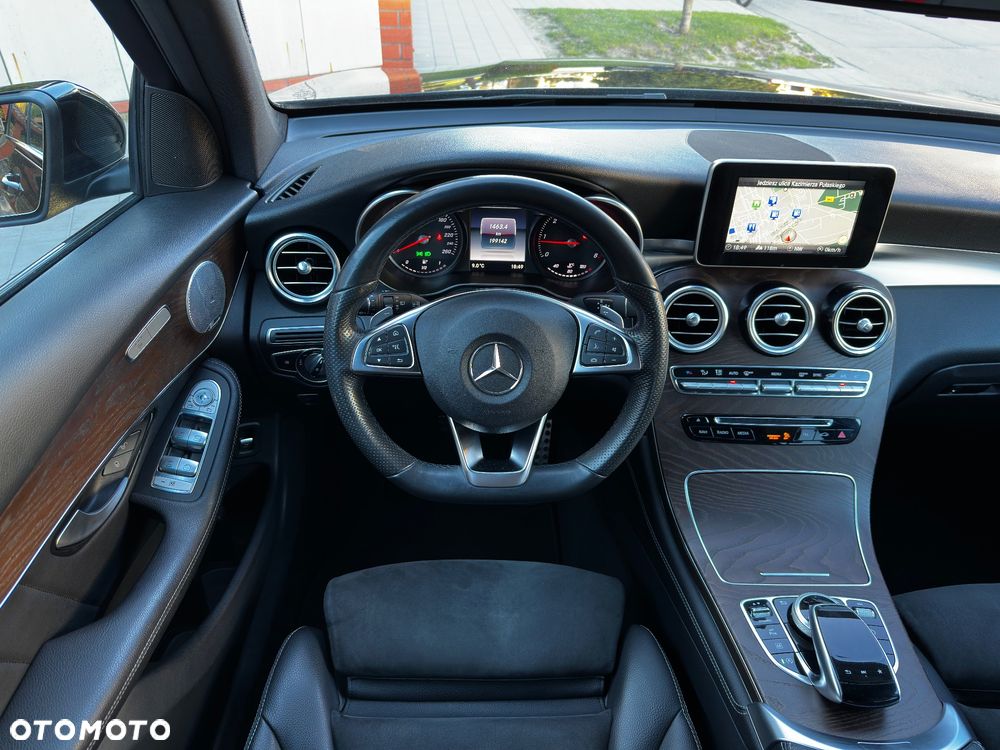 Mercedes-Benz GLC - 14