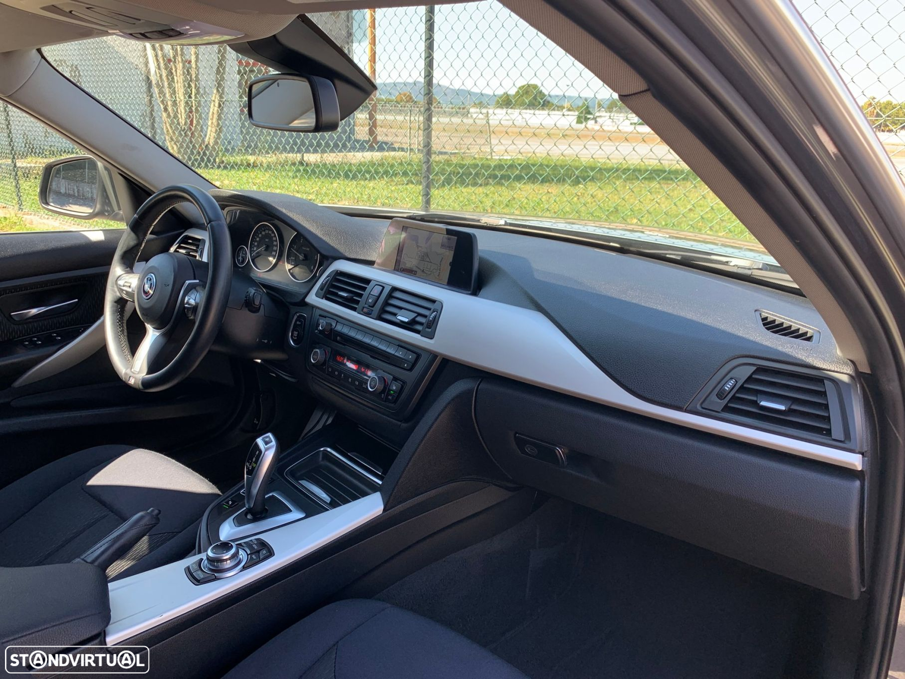 BMW 320 d Touring Auto Pack M - 17