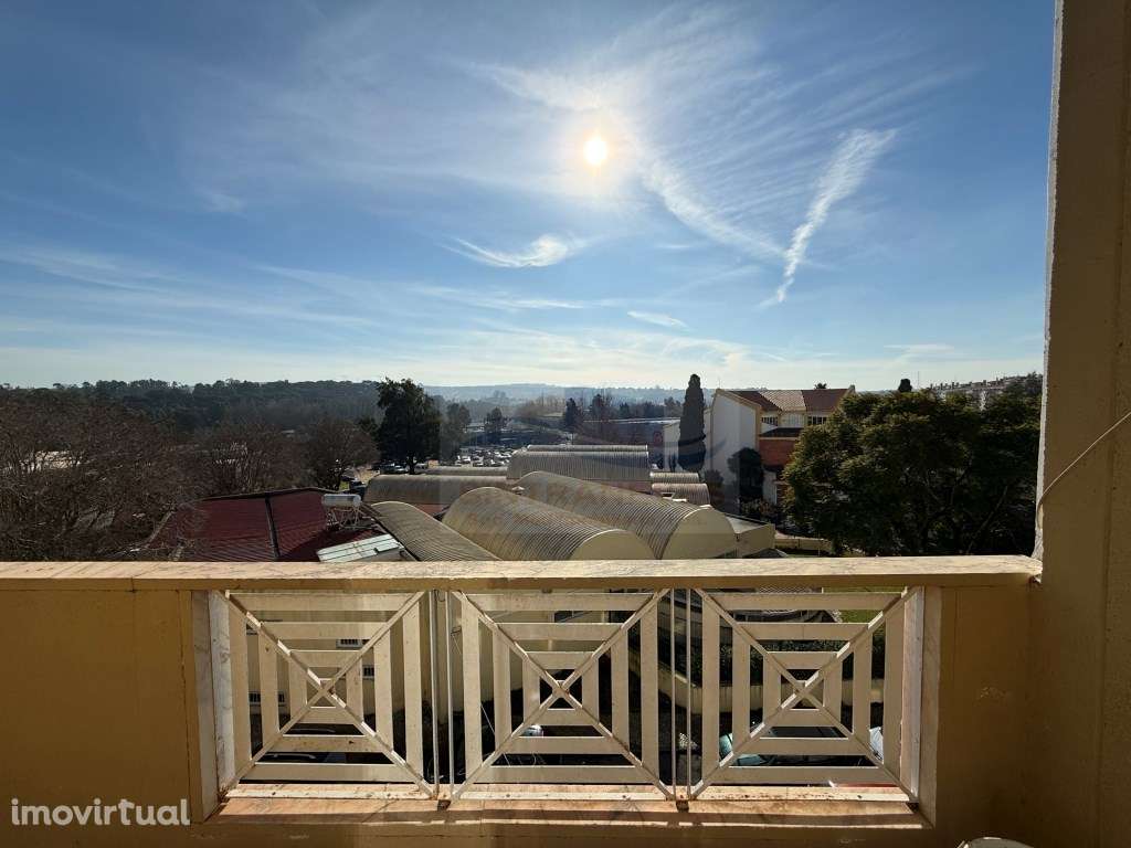 Apartamento T3 Fantástico e Totalmente Remodelado ao Pé da Igreja P... - Grande imagem: 3/23