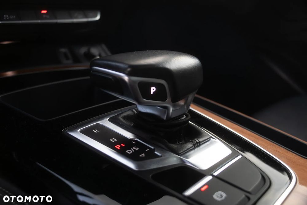 Audi Q5 2.0 TFSI Quattro S tronic design - 19