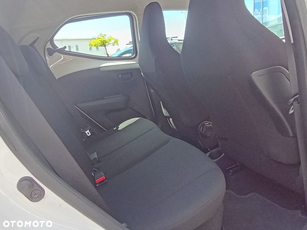 Toyota Aygo - 16