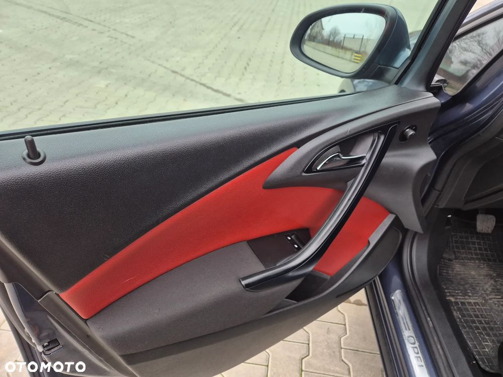 Opel Astra 1.6 Design Edition - 11