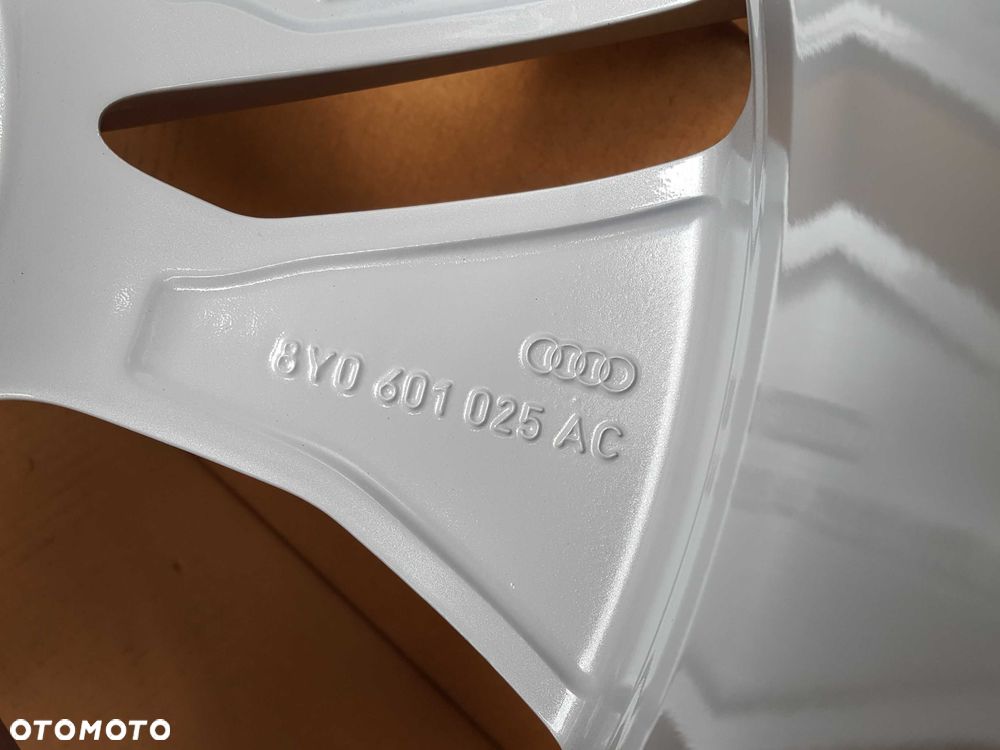 Alufelgi 18 5x112 Audi A3 A4 A6 Q2 Q3 8Y0 Nowe Oryginalne ! 820# - 9