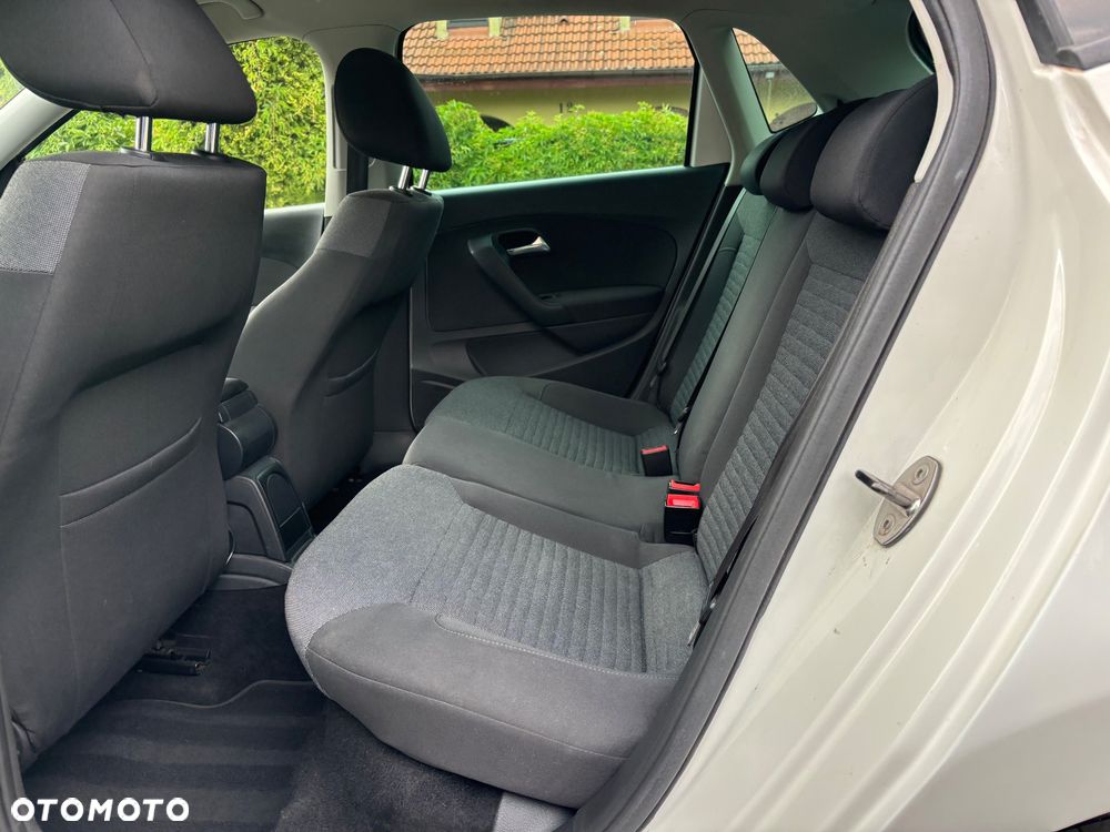 Volkswagen Polo 1.4 FSI Highline - 7