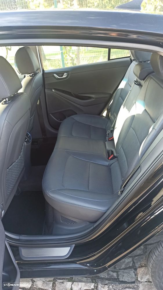 Hyundai Ioniq 1.6 GDI PHEV Pack Plus - 12