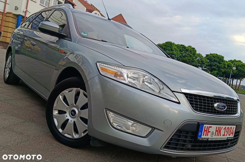 Ford Mondeo 2.0 Ambiente - 2