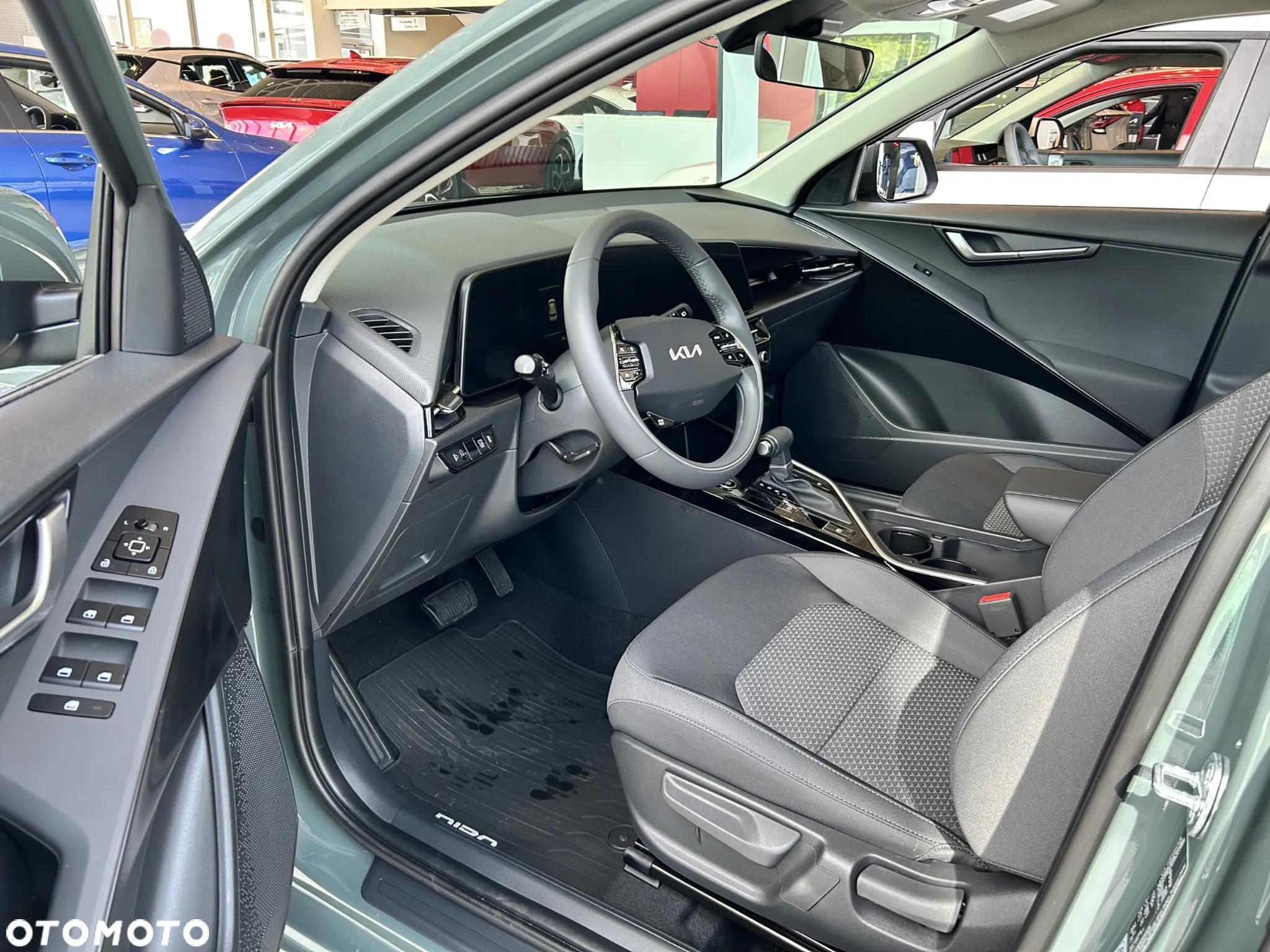 Kia Niro 1.6 GDI Hybrid M - 3