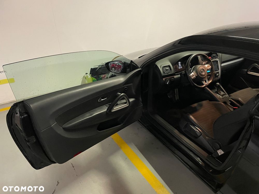 Volkswagen Scirocco 1.4 TSI DSG - 11