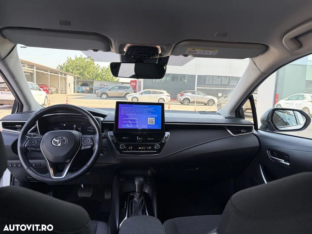 Toyota Corolla - 16