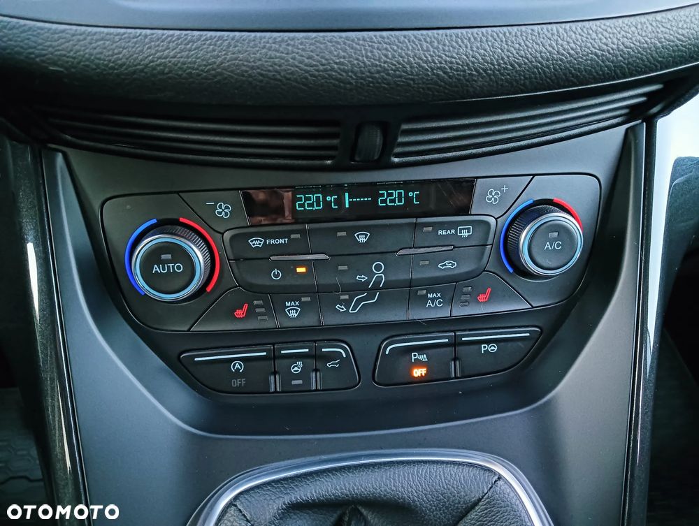 Ford Kuga - 29
