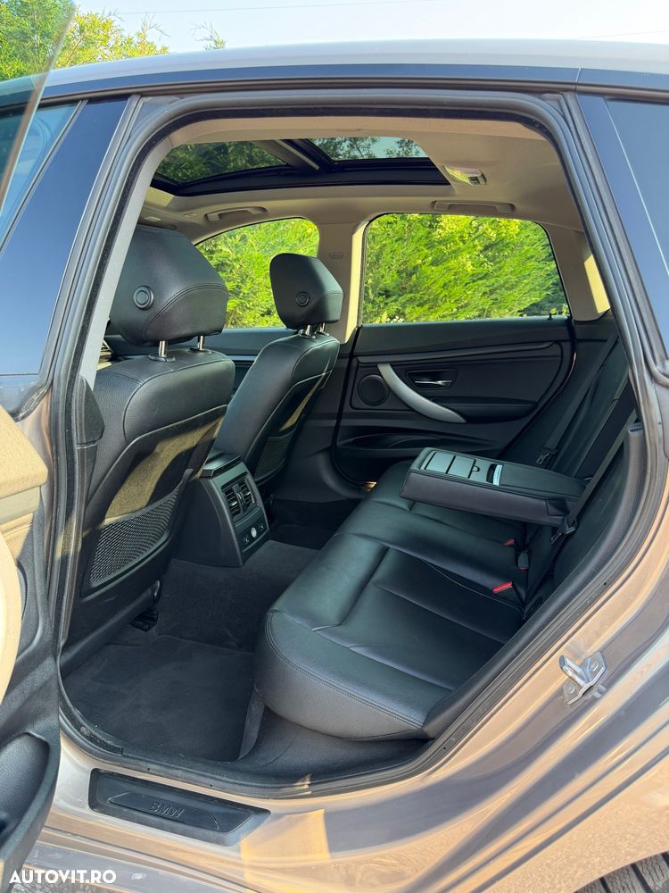BMW Seria 3 320d Aut. Sport Line - 22