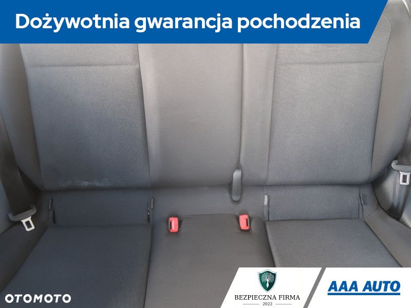 Volkswagen up! - 11