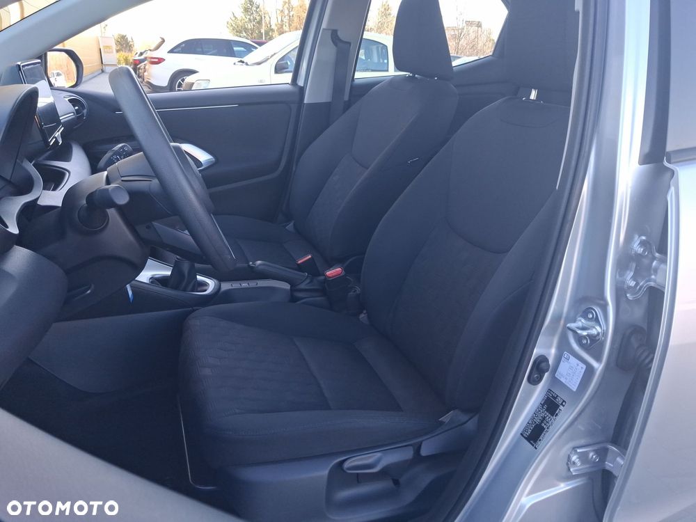 Toyota Yaris 1.5 Active - 11
