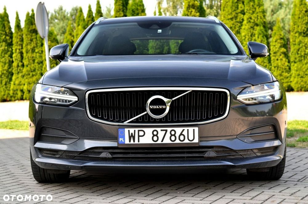 Volvo V90 D3 Momentum Pro - 9