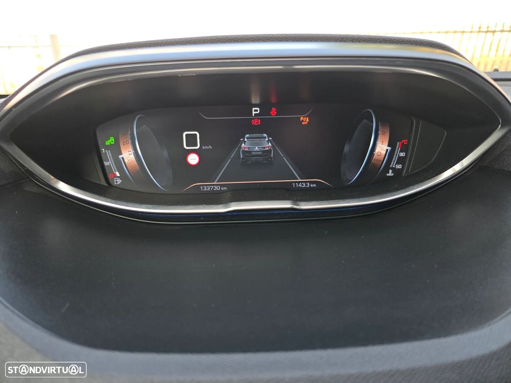 Peugeot 3008 1.5 BlueHDi GT Line EAT8 - 14