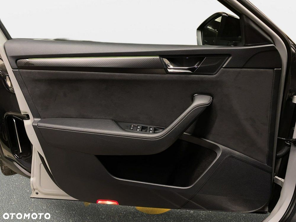 Skoda Superb - 27