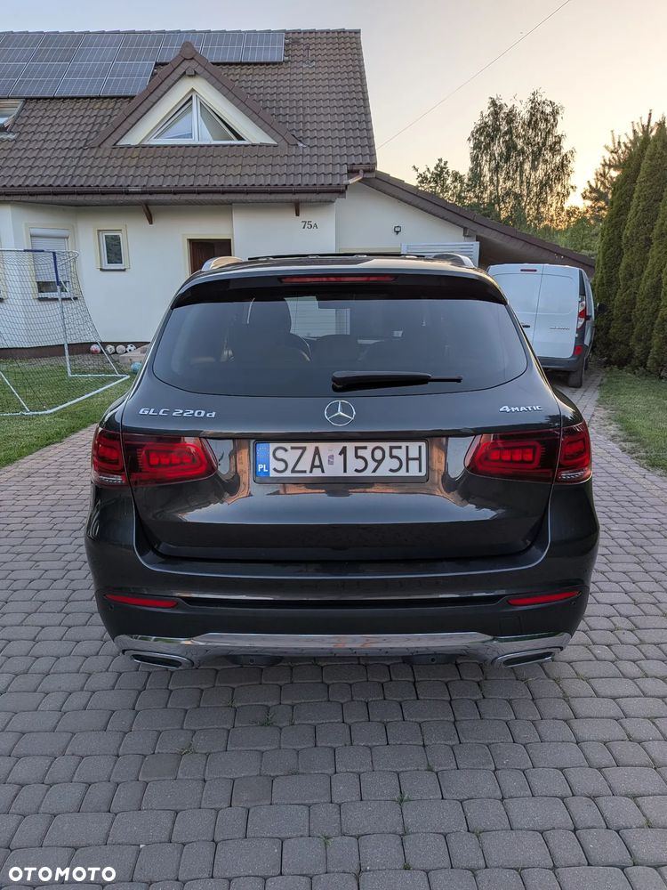 Mercedes-Benz GLC 220 d 4-Matic - 9
