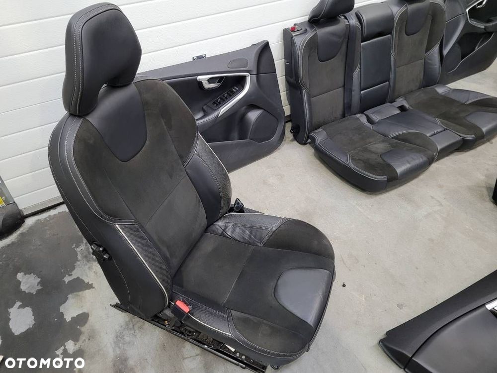 WNĘTRZE FOTELE KANAPA BOCZKI TUNEL KOMPLET PÓŁSKÓRA VOLVO V40 II EU - 4