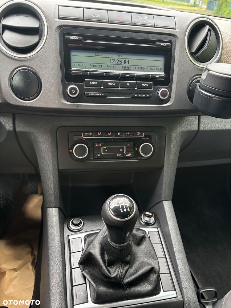 Volkswagen Amarok - 32