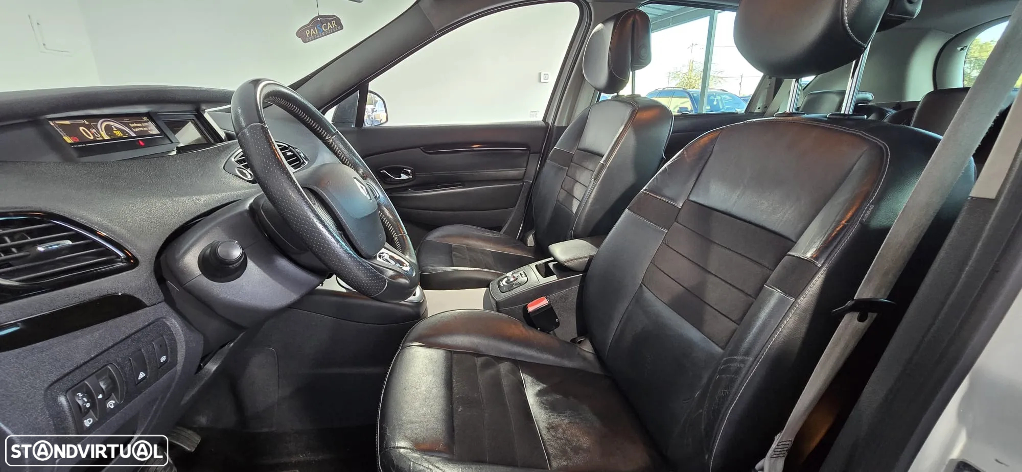 Renault Scénic 1.5 dCi Bose Edtion - 10