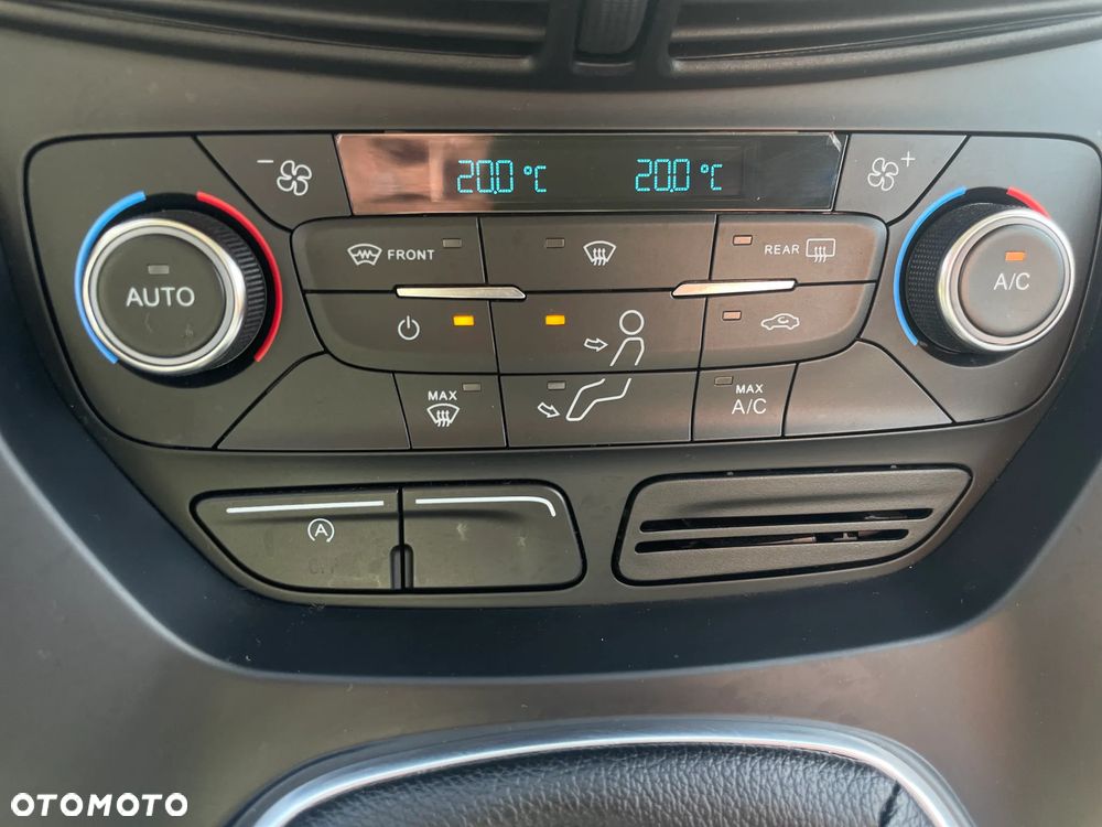 Ford Kuga 1.5 EcoBoost FWD Titanium ASS - 25