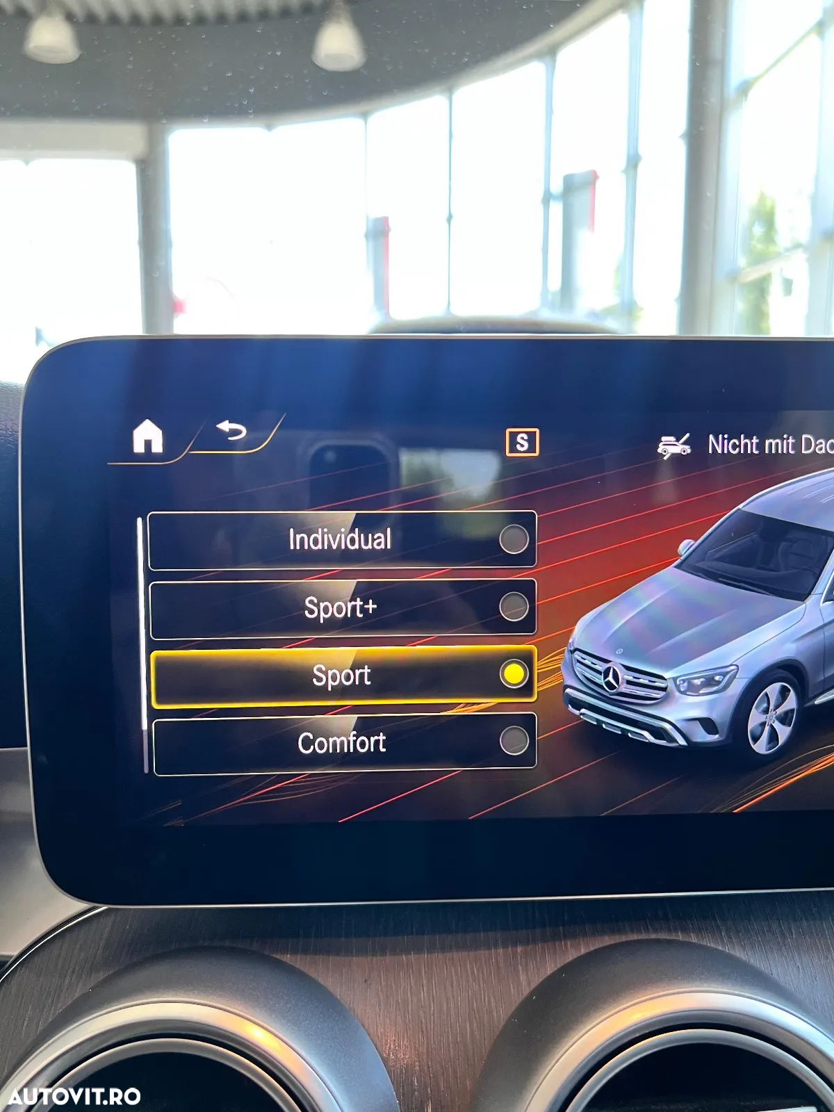 Mercedes-Benz GLC 300 d 4MATIC - 14