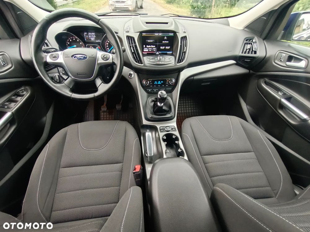 Ford Kuga - 9
