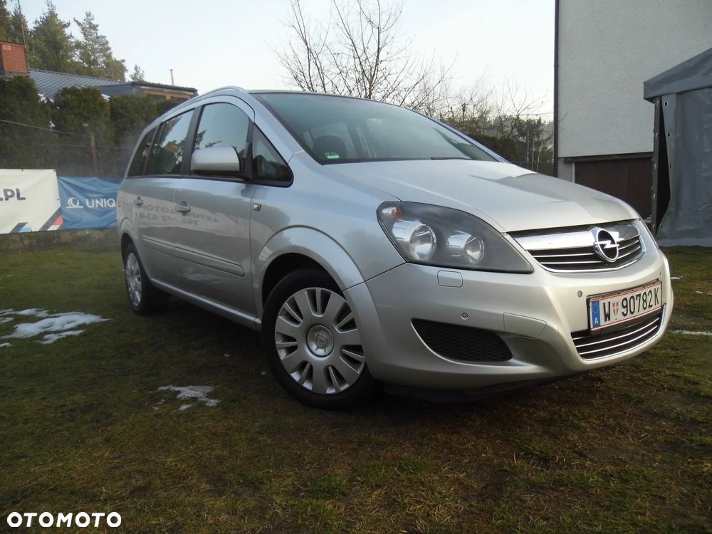 Opel Zafira 1.8 Design Edition - 4