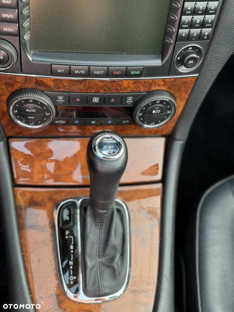 Mercedes-Benz CLK - 6