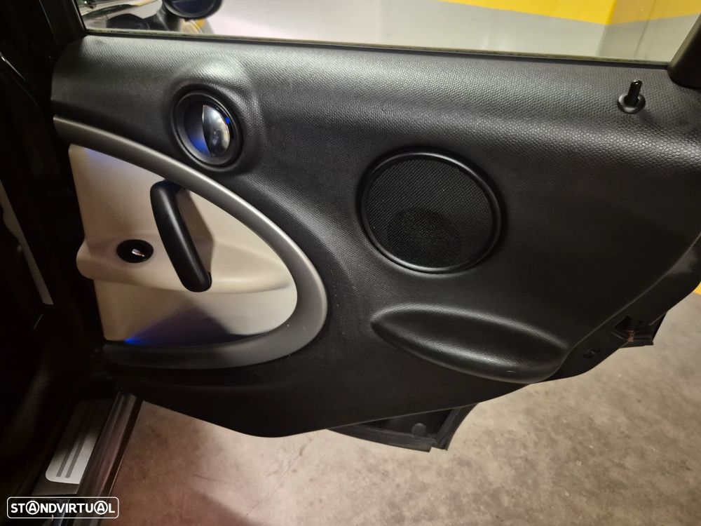 MINI Countryman One D - 36
