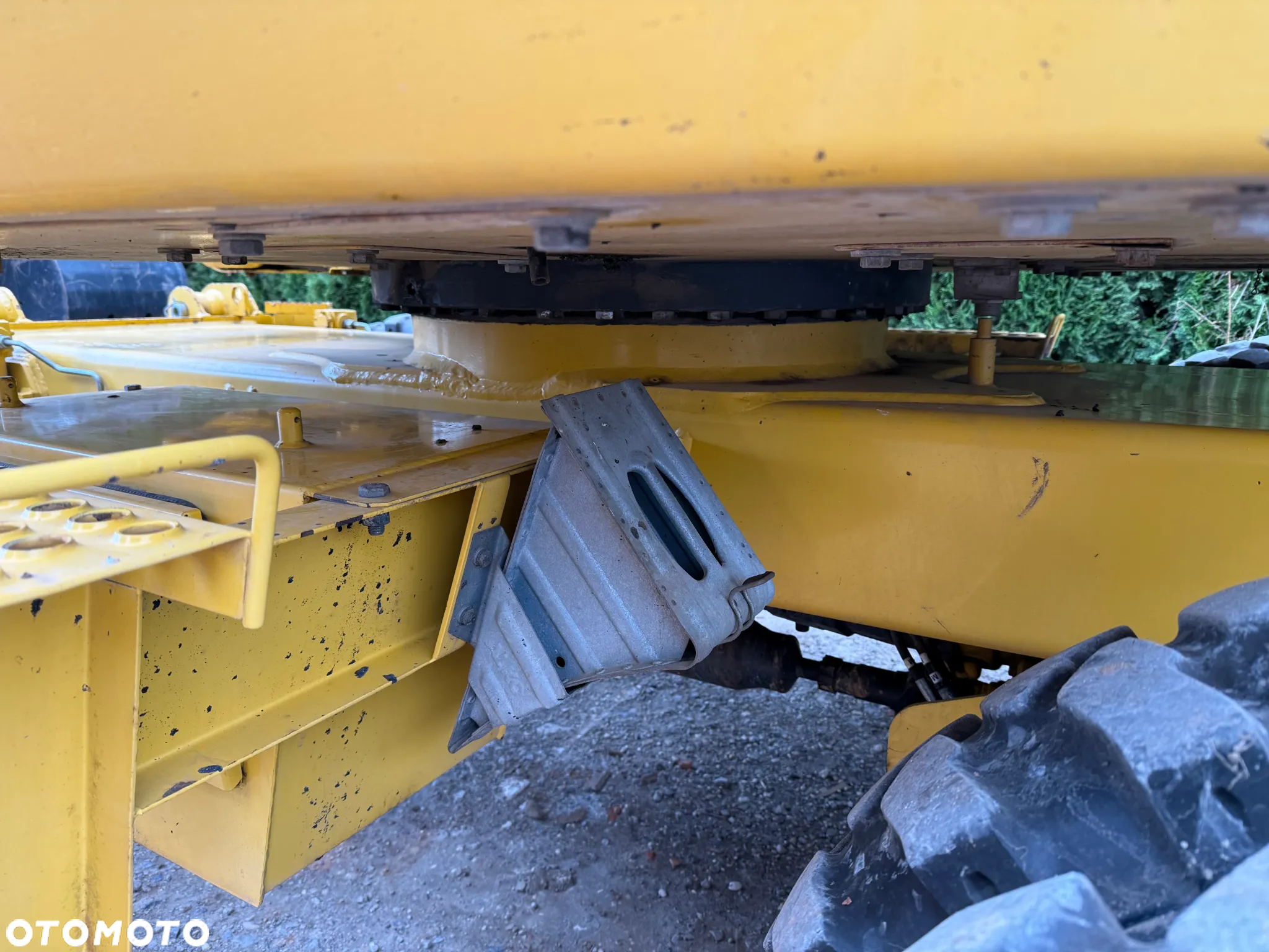Komatsu PW 98MR-8 - 10