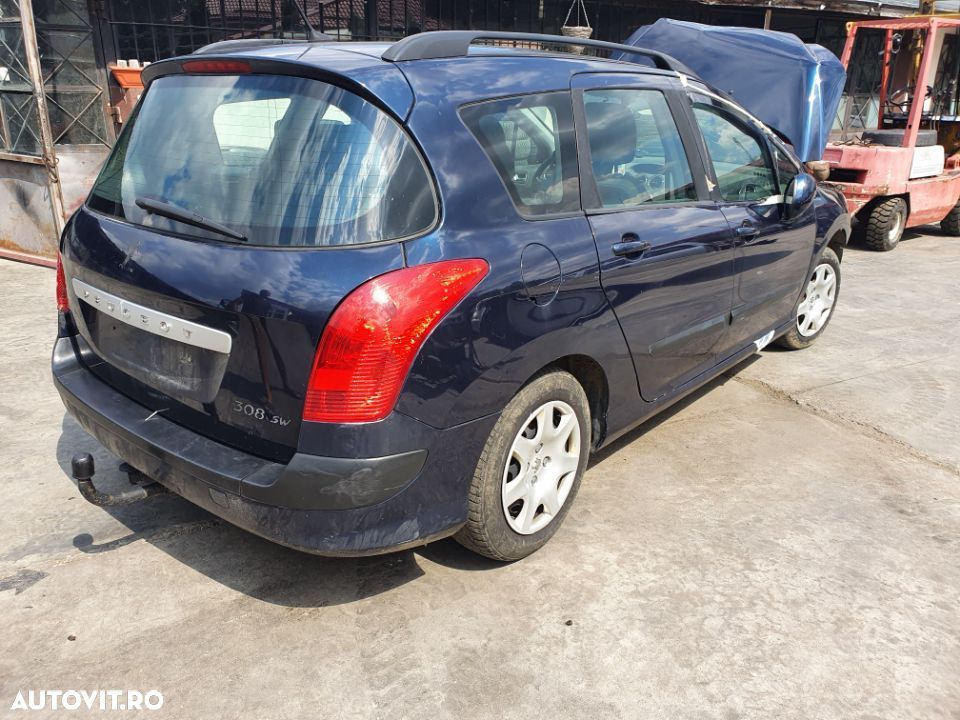 Dezmembrea Peugeot 308 1.6 5fw - 2
