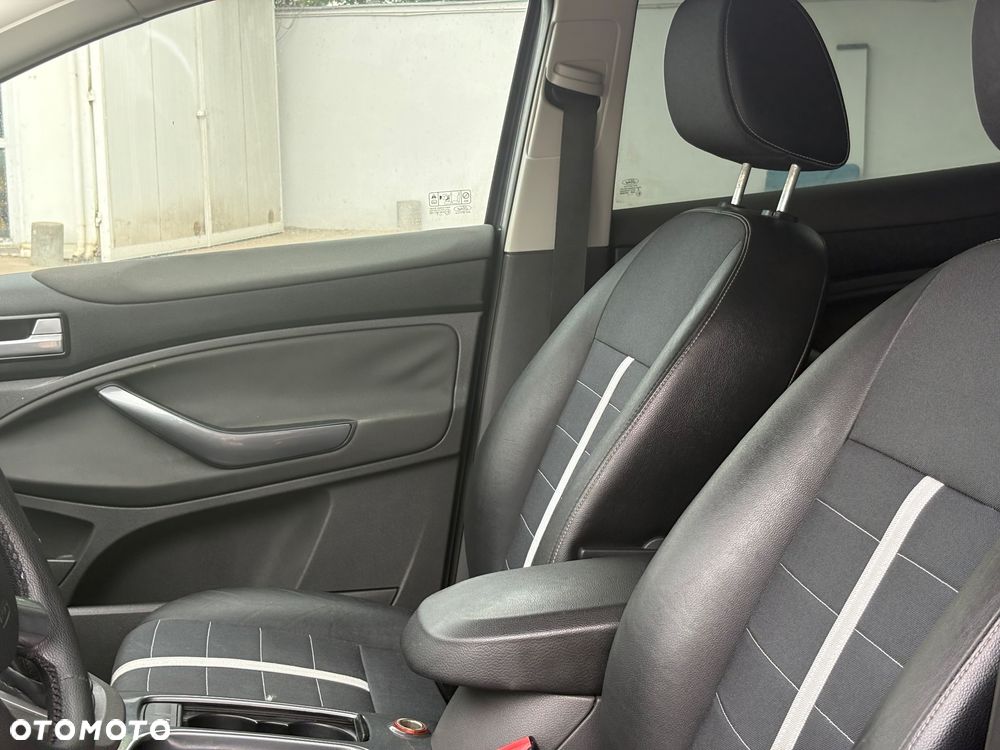 Ford Kuga 2.0 TDCi 4WD Trend - 20