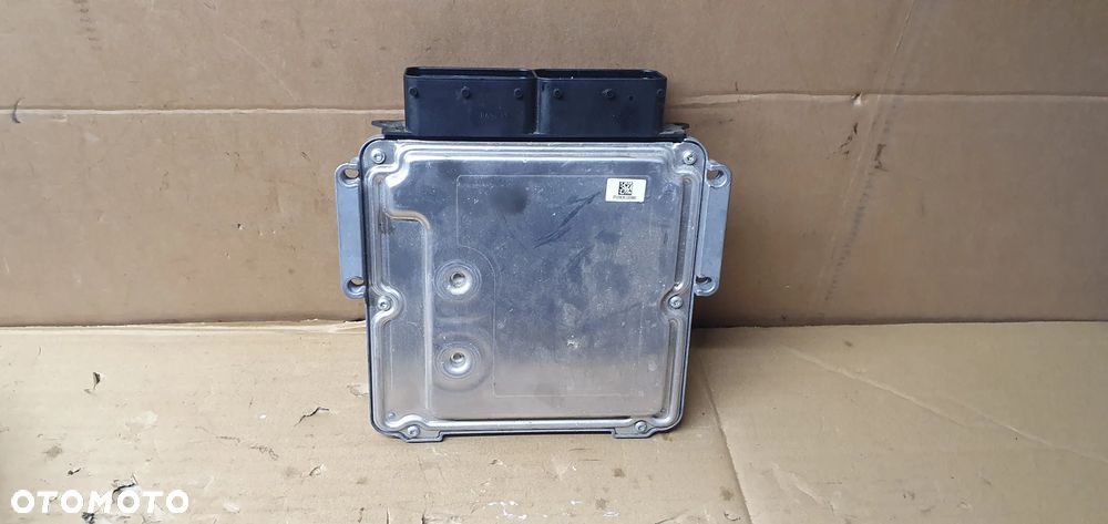 Komputer sterownik silnika Land Rover Discovery Sport L550 2.0 D HX73-12C520-FFE - 3